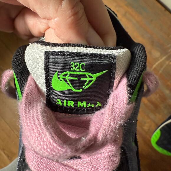 Nike Air Max 90 SE WMNS Black/Obsidian-Scream Green sneakers SZ 6.5Y WMNS 8 - Picture 7 of 10